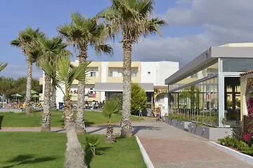 Carolina Mare 4* Malia