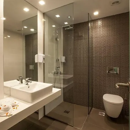 Carolina Mare 4* Malia
